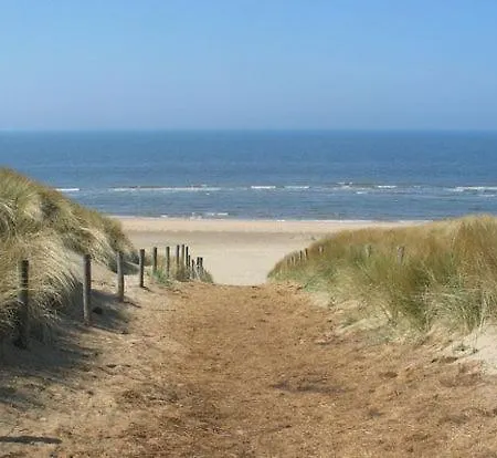 Bijzonder Bakkum Holiday home *