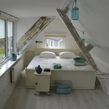 Bijzonder Bakkum Holiday home *
